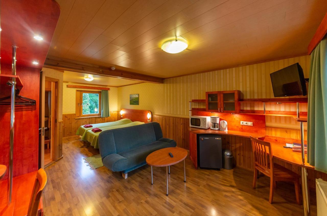 Padu Hotell Kärdla Kamer foto